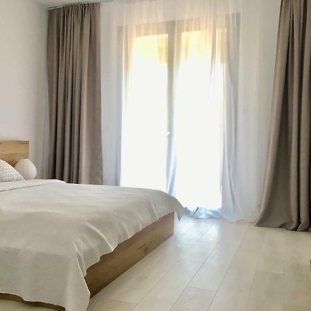 Apartament Premium Appartamento Braşov Esterno foto