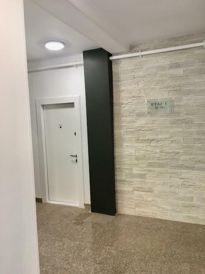 Apartament Premium Appartamento Braşov Esterno foto