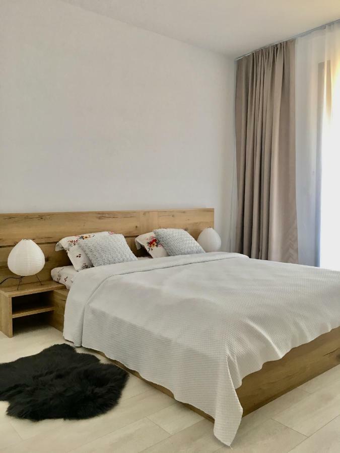 Apartament Premium Appartamento Braşov Esterno foto